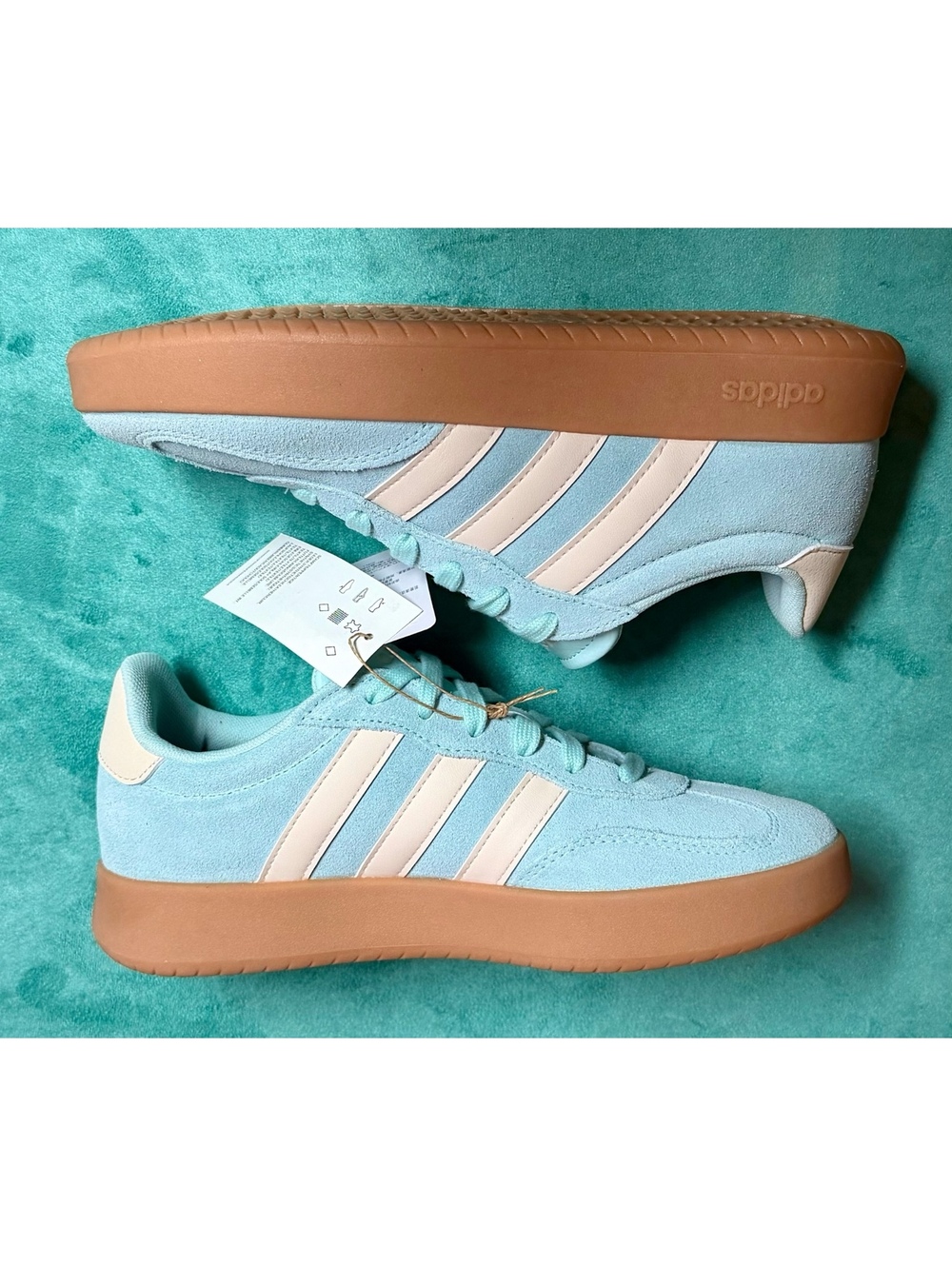 adidas Barreda Suede Ice Blue Off White Gum Sneakers Sz 7W